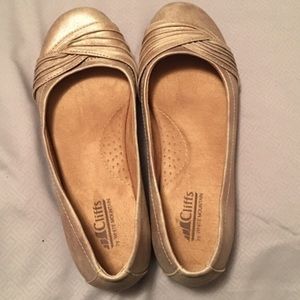 Gold shimmer flats
